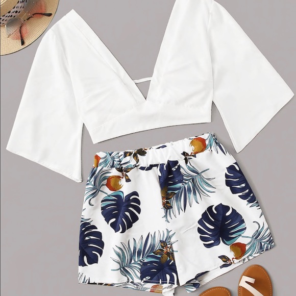 Two piece set - Picture 2 of 3